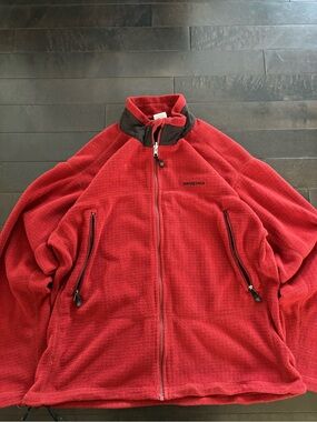 Patagonia Men's Red Full-Zip Fleece Jacket with Contrast Collar